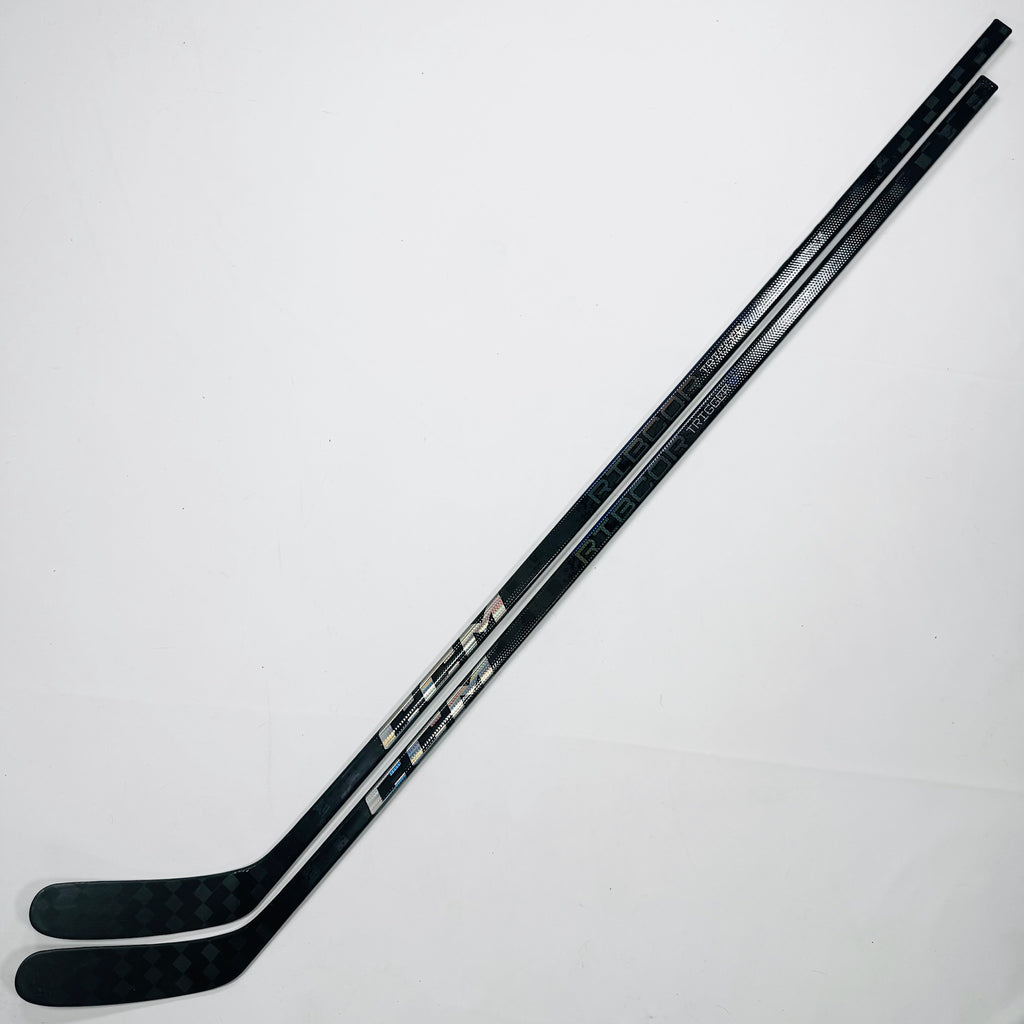 2 Pack-New CCM Ribcore Trigger 9 Pro-RH-85-P46M-Grip W/ Bubble Texture ...