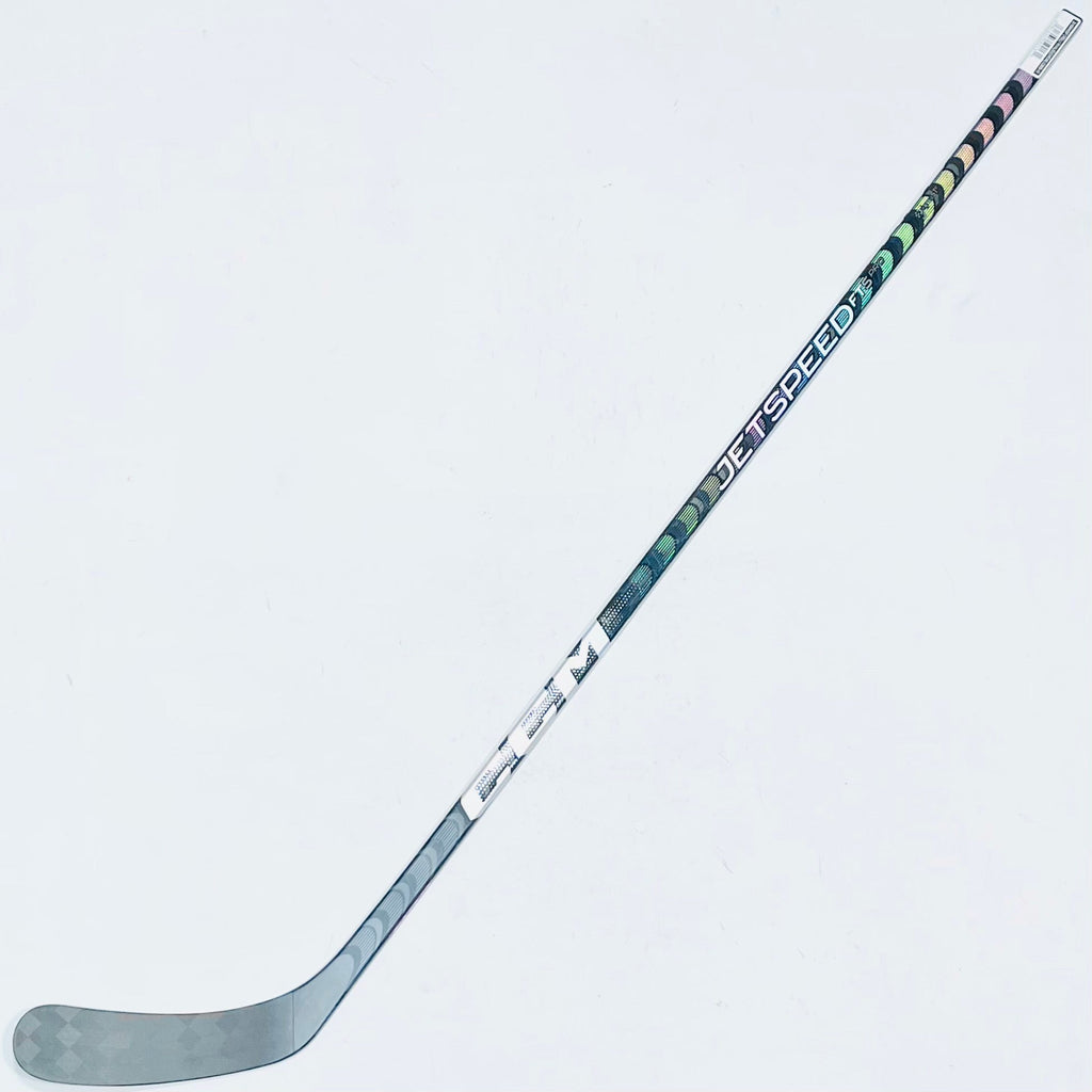 New Silver CCM Jetspeed FT5 Pro Hockey Stick-RH-P90-90 Flex-Grip W/ Bubble Texture
