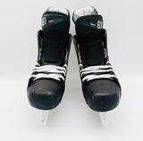 Nearly New Custom Green Bauer Vapor Hyperlite 2 Hockey Skates-11 5/8 L 11 1/8 R D/A-296-Fly Ti-No Insoles
